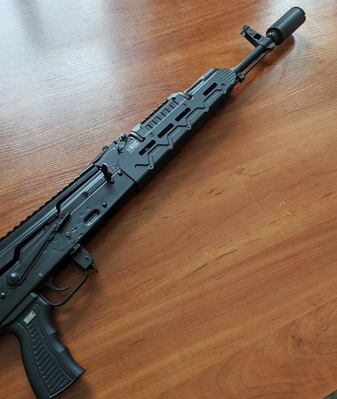 Medium Tactical Handguard with Picatiny Rail by ME. - view 11