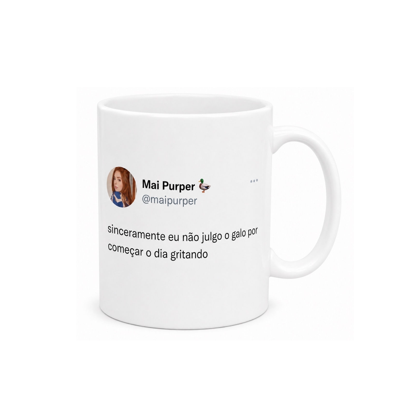 Caneca Meme "Sinceramente, não julgo o galo..."