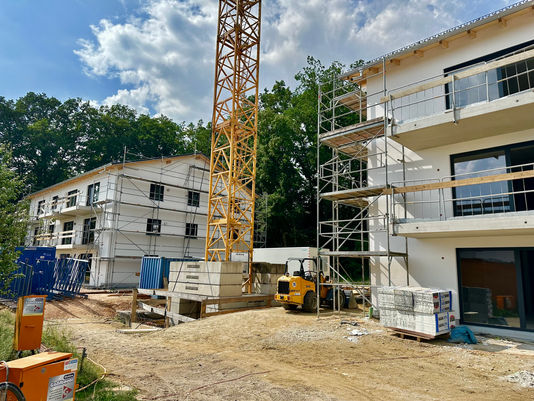 84339 Unterdietfurt: Completion of plaster & screed works house 4 & house 3