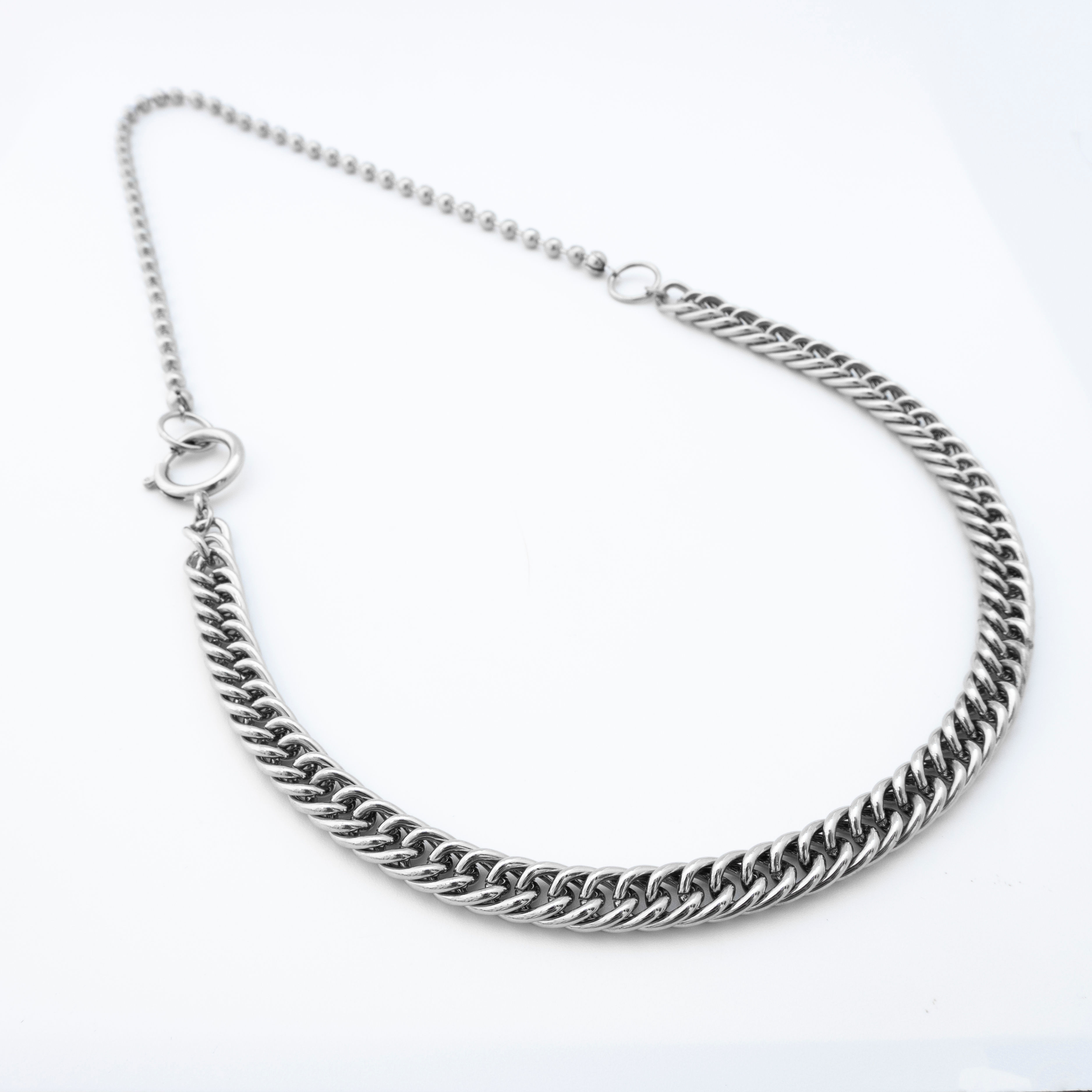 שרשרת מתכת אלון