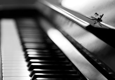 Piano B&W