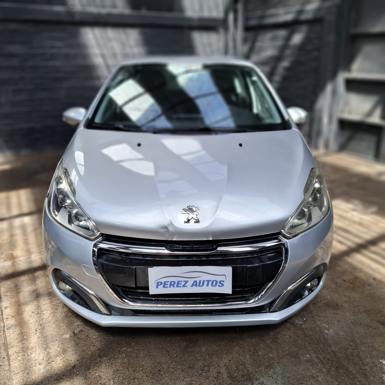 Peugeot 208 1.2 110.000 Kms