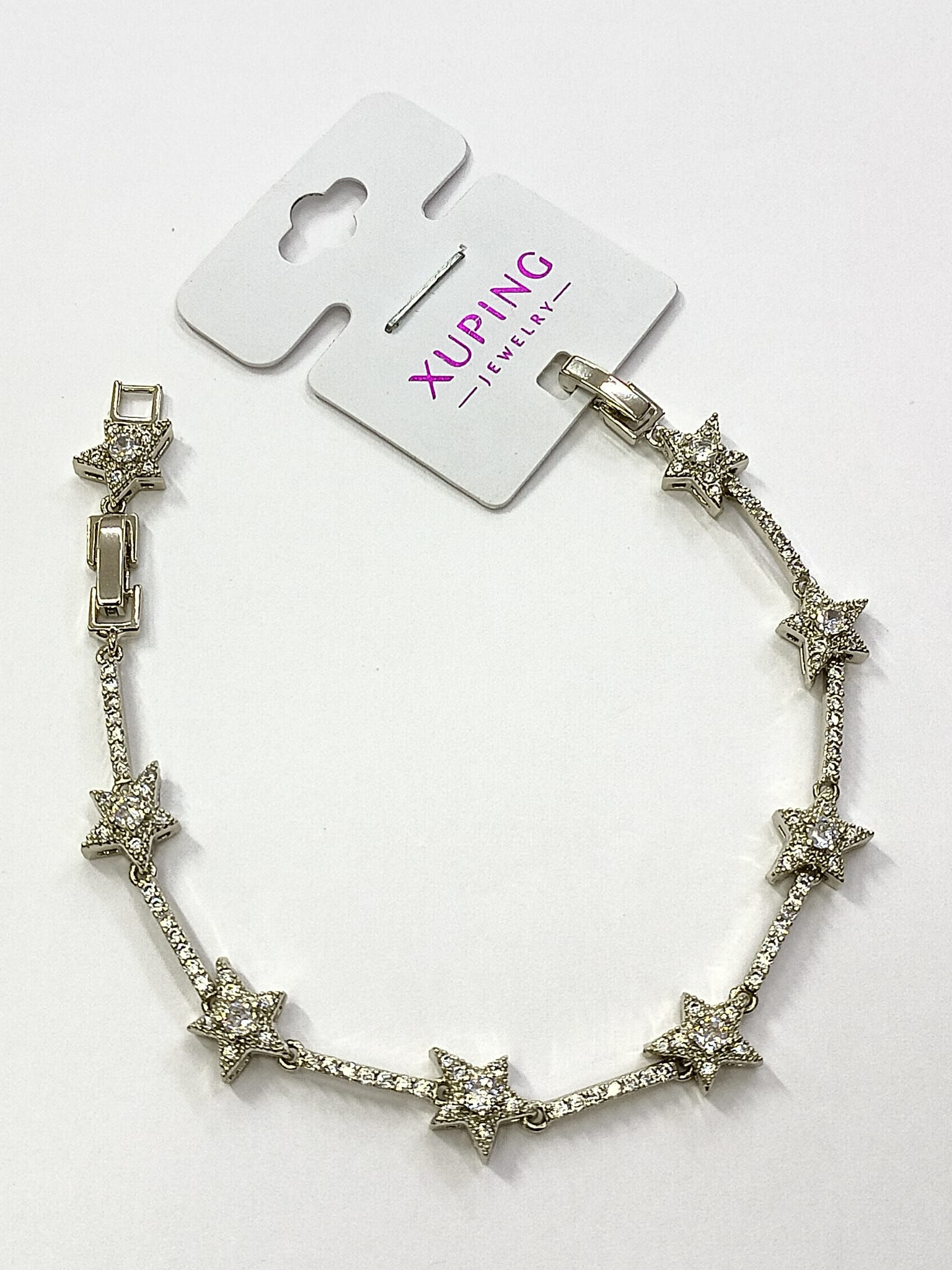 Gökyüzü Işıltısı: Mikro Zirkon Taşlı Yıldız ve Bar Geçişli Premium Bileklik