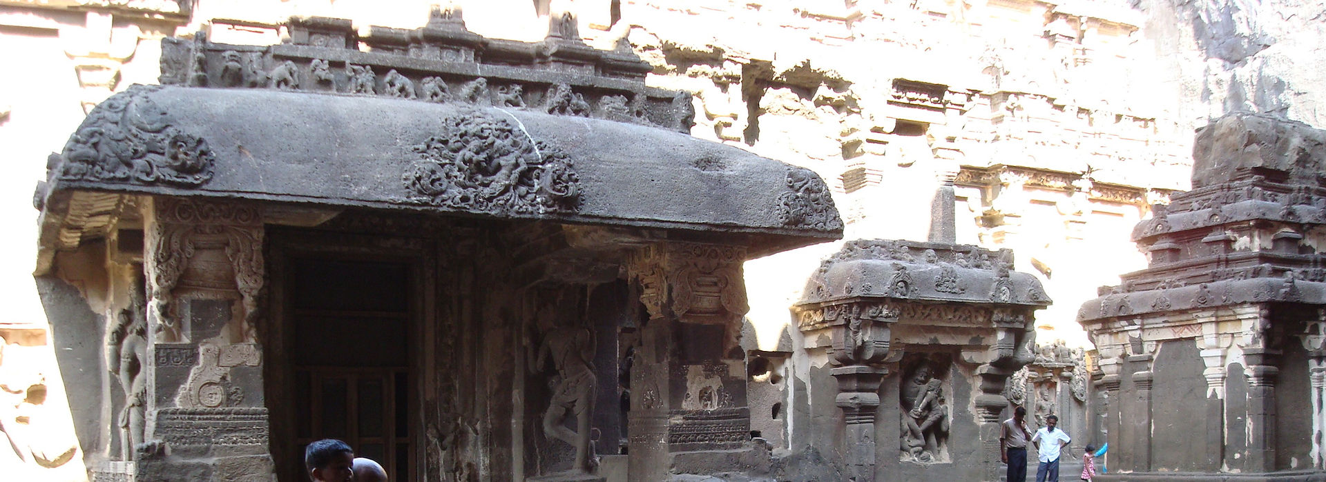 Entrance to Grabhagriha of Kailasa Temple