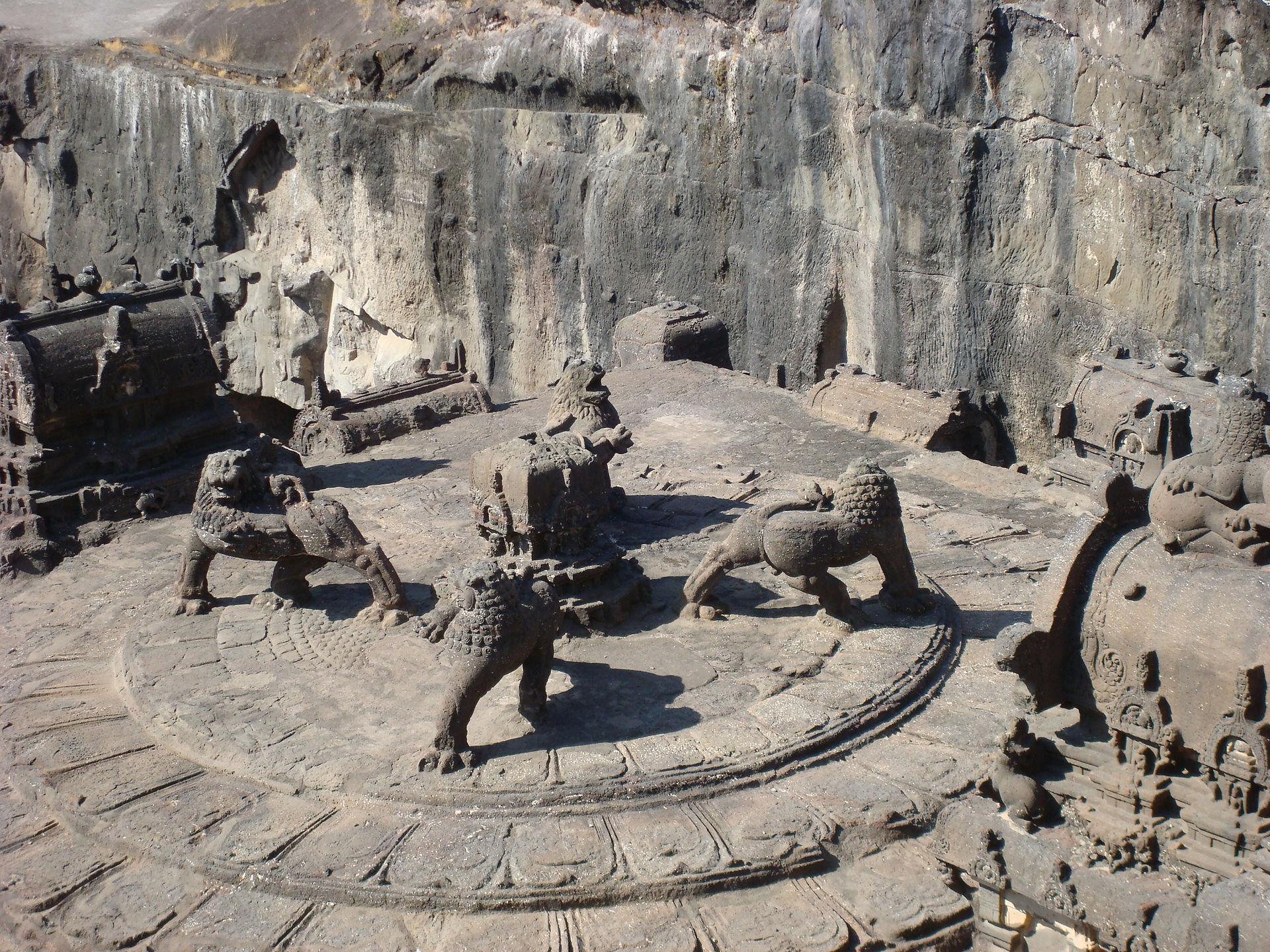 Lion images on top of Kailasa Temple, Cave 16