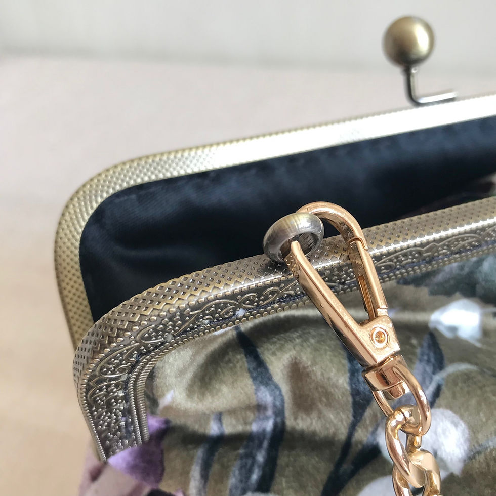 Thumbnail: Borsa “FIORISCI”, Collezione Vintage