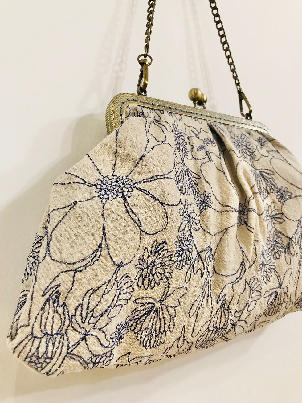 Thumbnail: Borsa “MARGHERITE BLU”, Collezione Vintage 