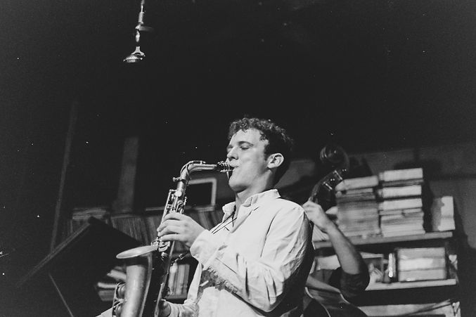 feldheim_gAA001.jpg