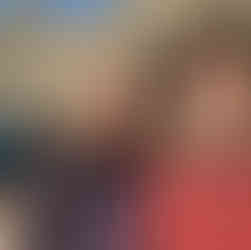 Machu Picchu - Feeling the first sun of the day