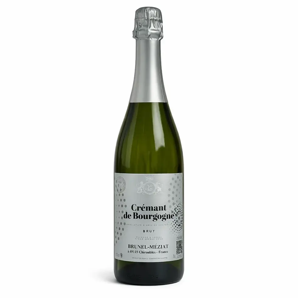 Miniature : Bouteille de crémant de Bourgogne prise de face sur fond blanc