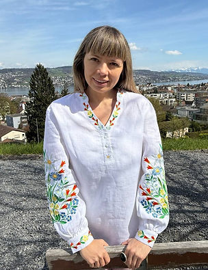 tarcame-swiss-embroidered-linen-shirt-anna-edelweiss-2.jpg