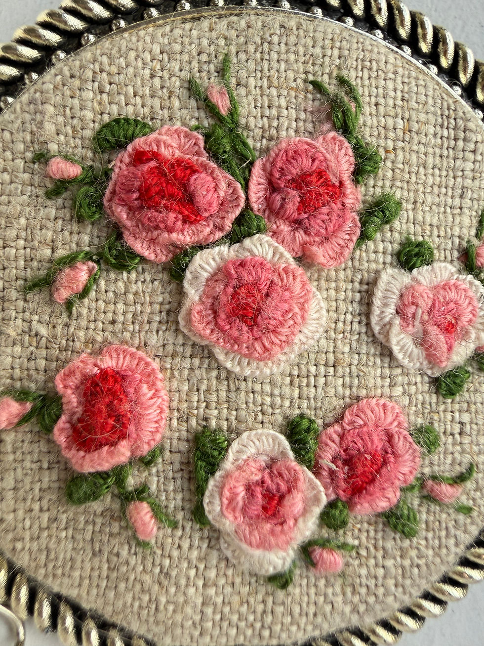 Miniature : Vintage Rose Pendant – Hand Embroidered Unique Piece