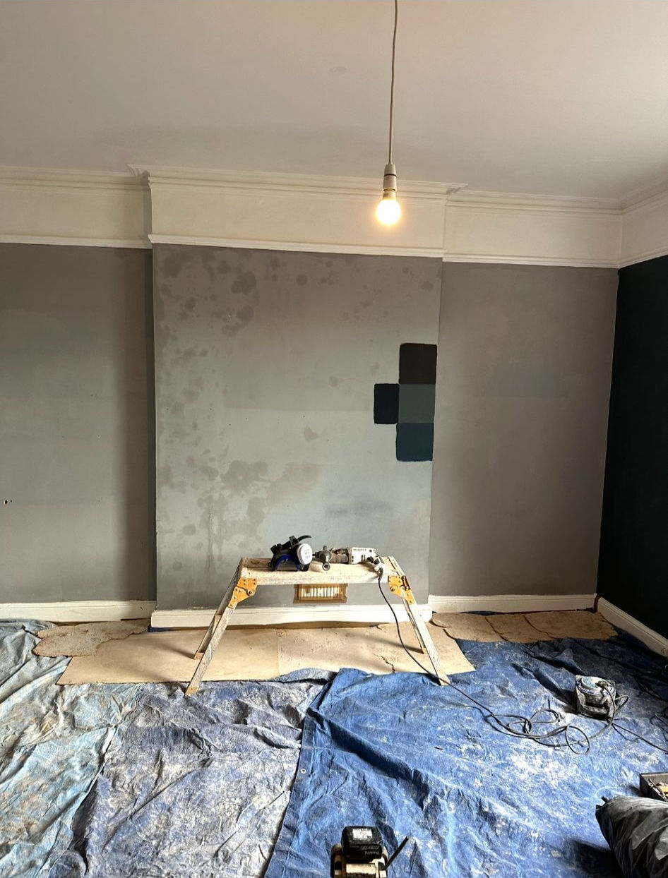 Hydroscopic salt contamination on chimney_edited.jpg