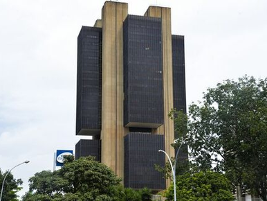 Autonomia blinda BC de ingerências político-partidárias na condução da taxa de juros, diz economista