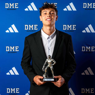 Santiago Ferreira: Male Sports Performance Dog of the Year