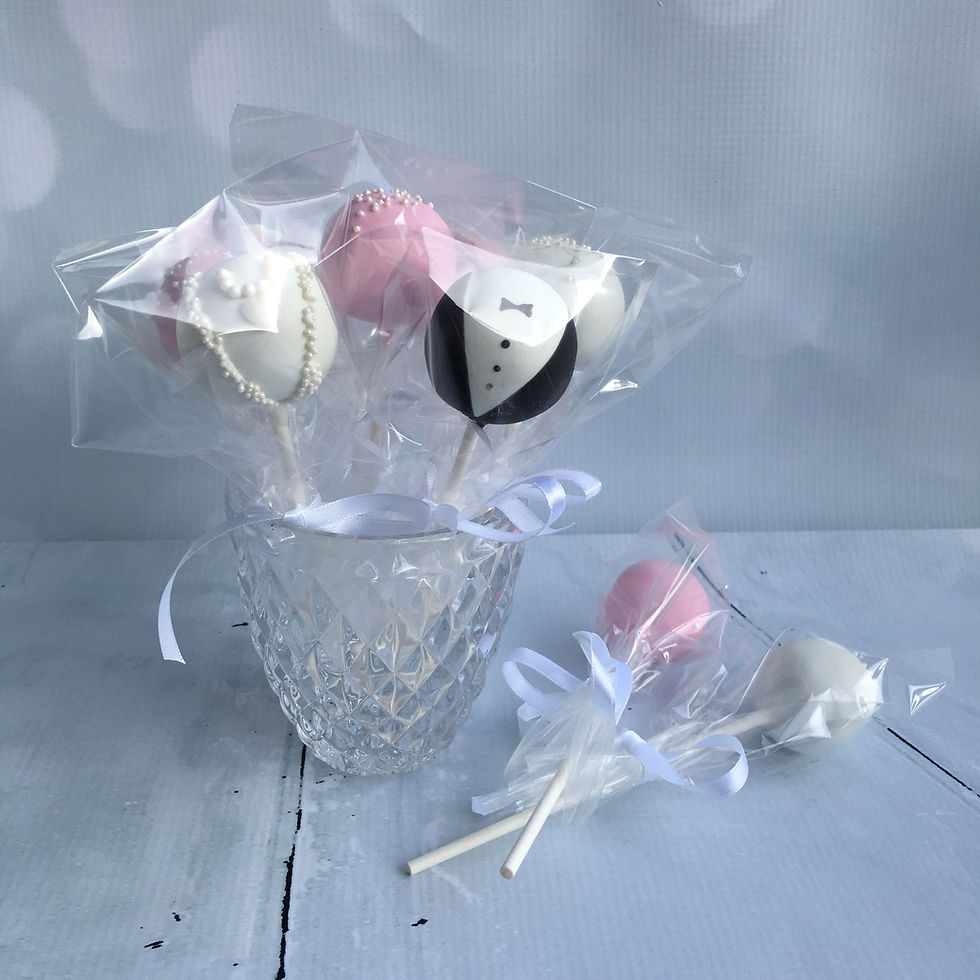 Wedding cake pops