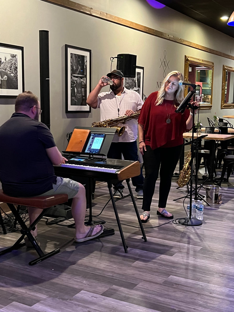 Kelly Dees with Tom Burnett and Marc Johnson