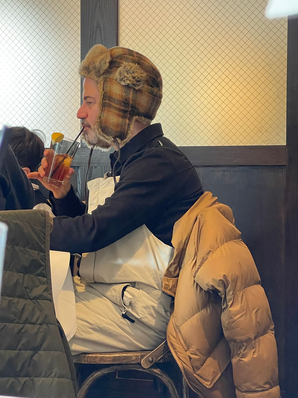 In case you haven't figured it out yet, that's Jimmy Kimmel.