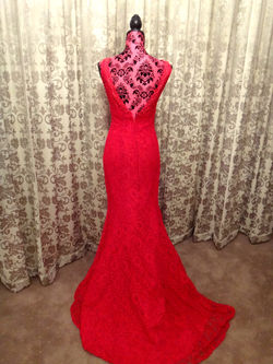 102Deep -V Red Evening Gowg