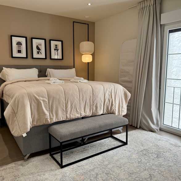 Modern apartment for Sale Puerto Banus Marbella