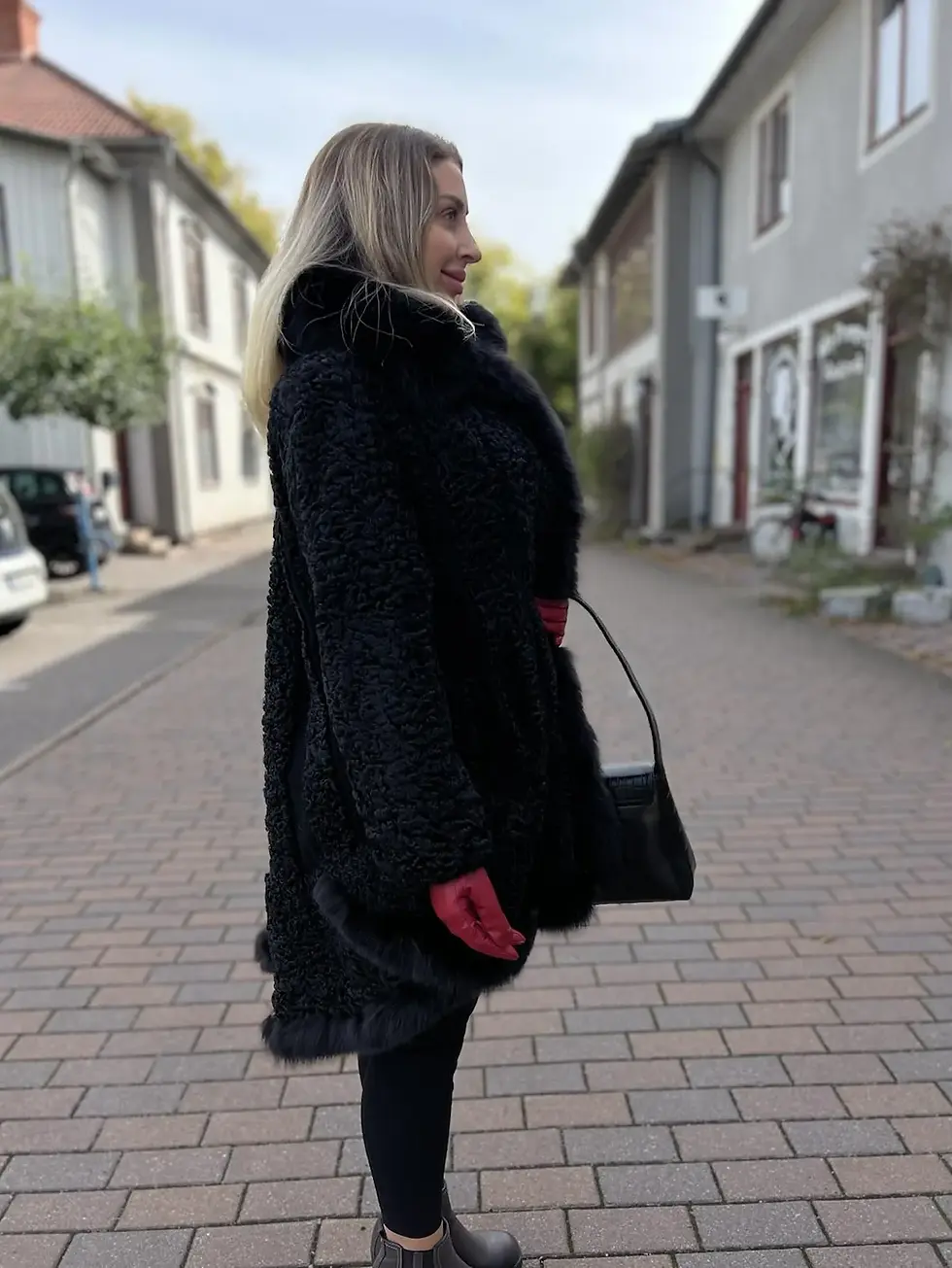 Thumbnail: Swakara Persian luxury swakara coat for woman