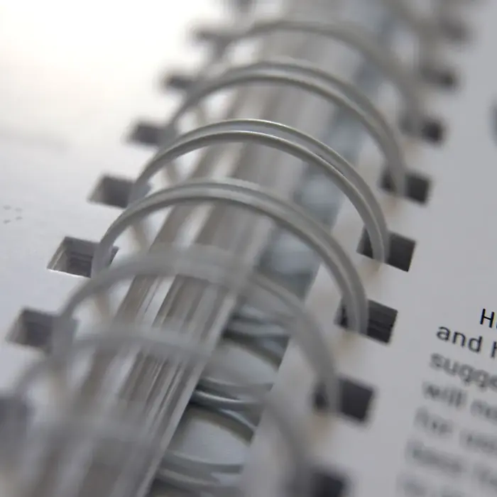 Wirebound spine