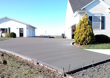 Curved driveway.jpg