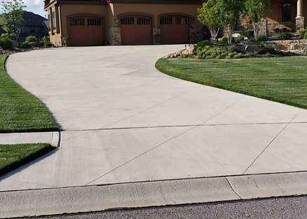 s shape driveway_edited.jpg