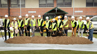 “Un nuevo comienzo”: Escuela católica STEM Sts. Peter and Paul inicia construcción de una gran ampliación