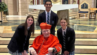Primera «Semana de María» de la escuela Our Lady of Loreto acerca a los estudiantes a Cristo