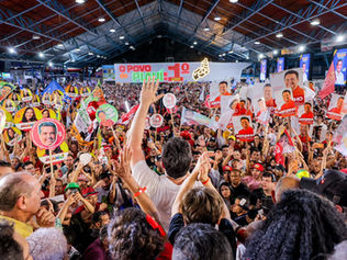 Convenção do Time do Povo reúne 60 mil pessoas e homologa candidatura de Rafael Fonteles à reeleição