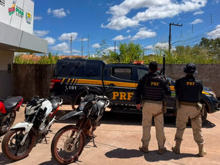 PRF recupera três motocicletas adulteradas e com registros de roubo durante fiscalização na BR-222 em Batalha