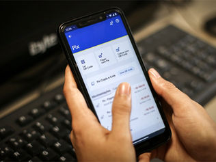 Pix está fora do ar? Usuários relatam falhas neste domingo