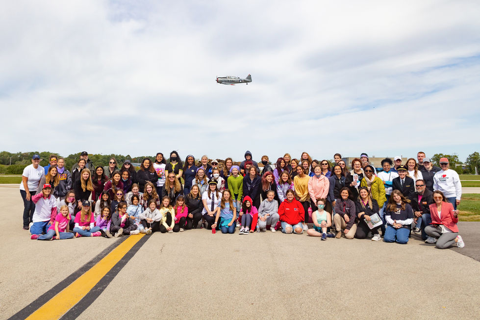 Girls-in-Aviation-Day-Group-Photo-Reduced-for-Web