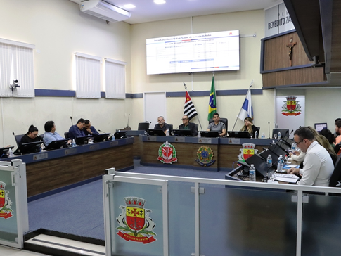 Projetos sobre transparência e direito dos servidores são aprovados na 4ª sessão