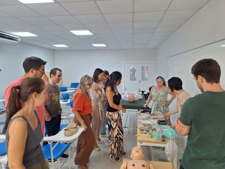 Prefeitura de Ilhabela promove capacitação com especialista da USP para aprimorar atendimento pediátrico