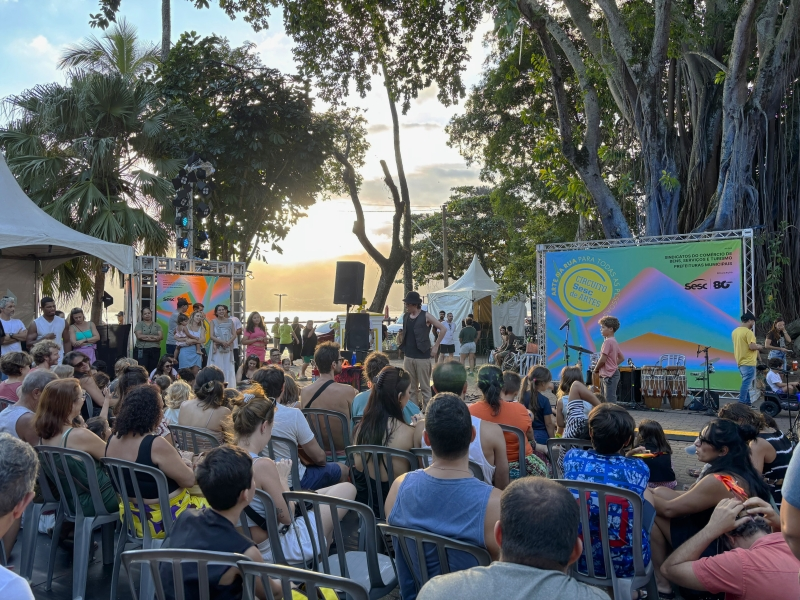 Circuito Sesc estreia em Ilhabela com programação diversificada e ampla participação do público