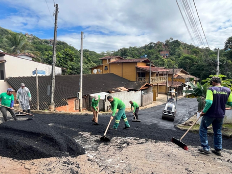 Prefeitura de Ilhabela inicia pavimentação da Travessa da Senzala no Alto da Barra Velha