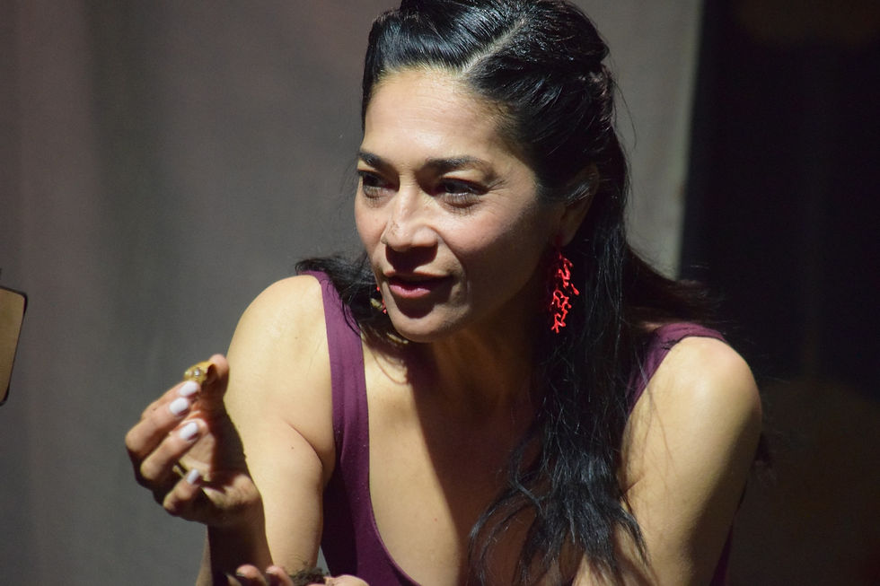 EL HUIPIL QUE OCULTA. Foto Roberto Sosa L.