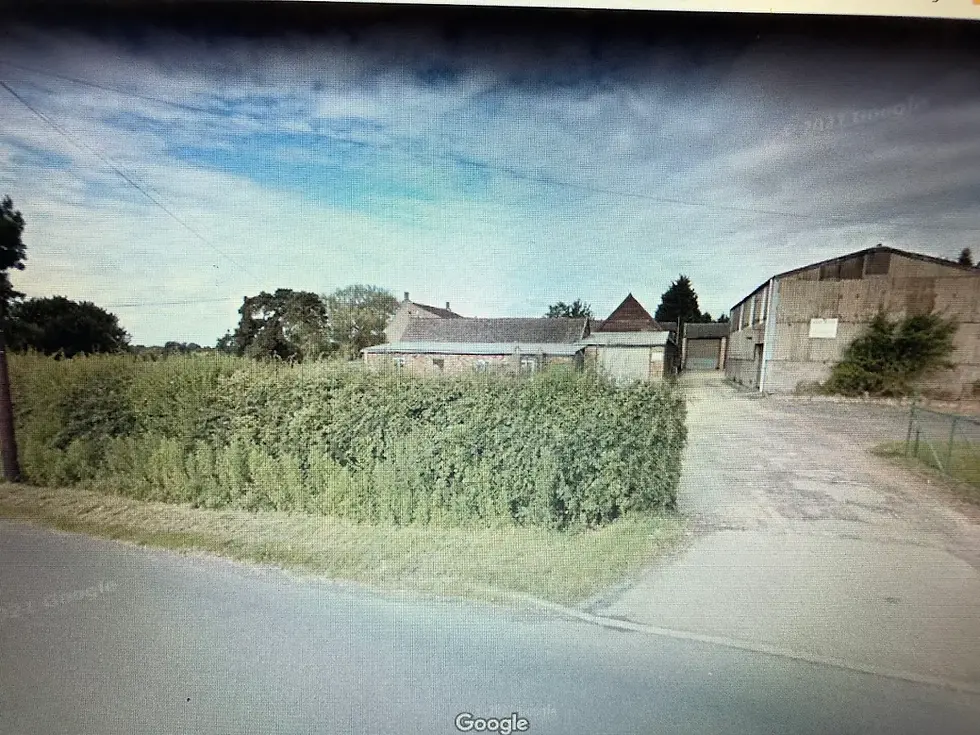 picture front of party place drive.webp