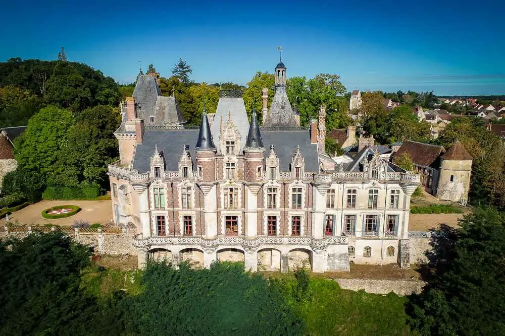 Domaine de Montigny le Gannelon vu du ciel photo drone 