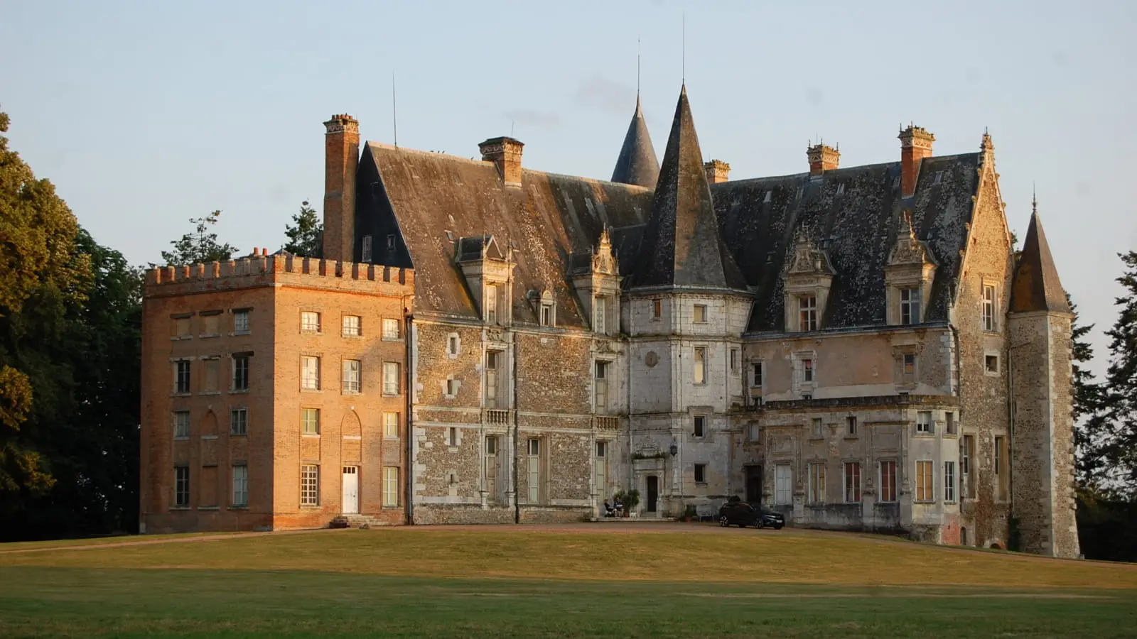 Château de Courtalain mariage drone