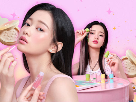 Learn the Viral Clean Girl Look with barenbliss in 4 Simple Steps!