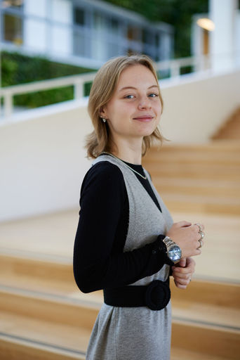 LEM 22_23 PORTRET ONLINE03.jpeg