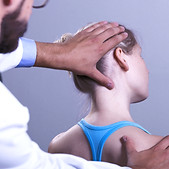 Chiropractor examining patient_edited.jp