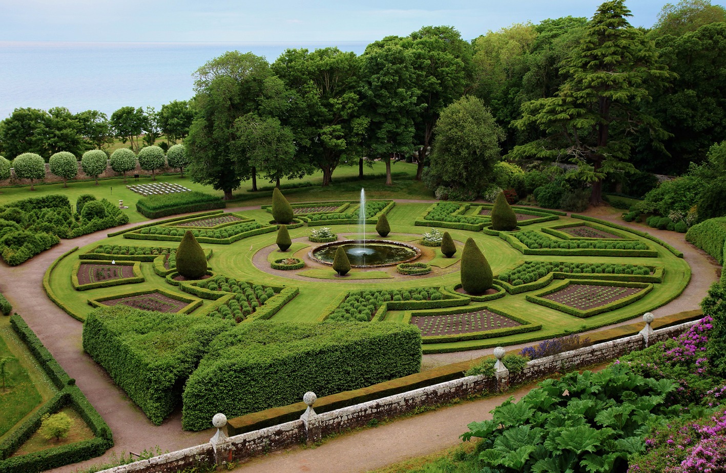 Smrlandscapes Co Uk Gardening Services In Swindon And