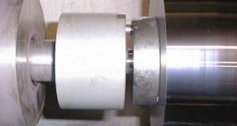 Grinder with ball center