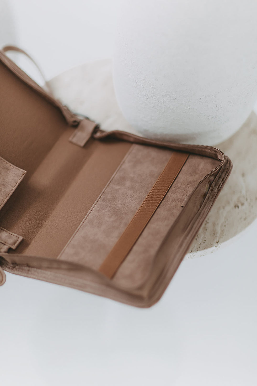 Miniaturbild: Bibelhülle „erwählt & berufen“ in Braun