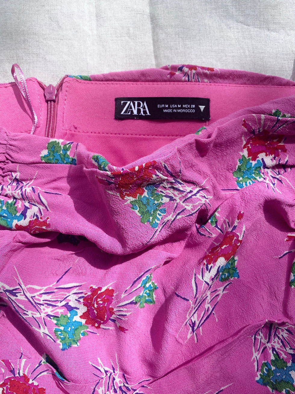 Thumbnail: Zara pink floral ruffled skirt (m)