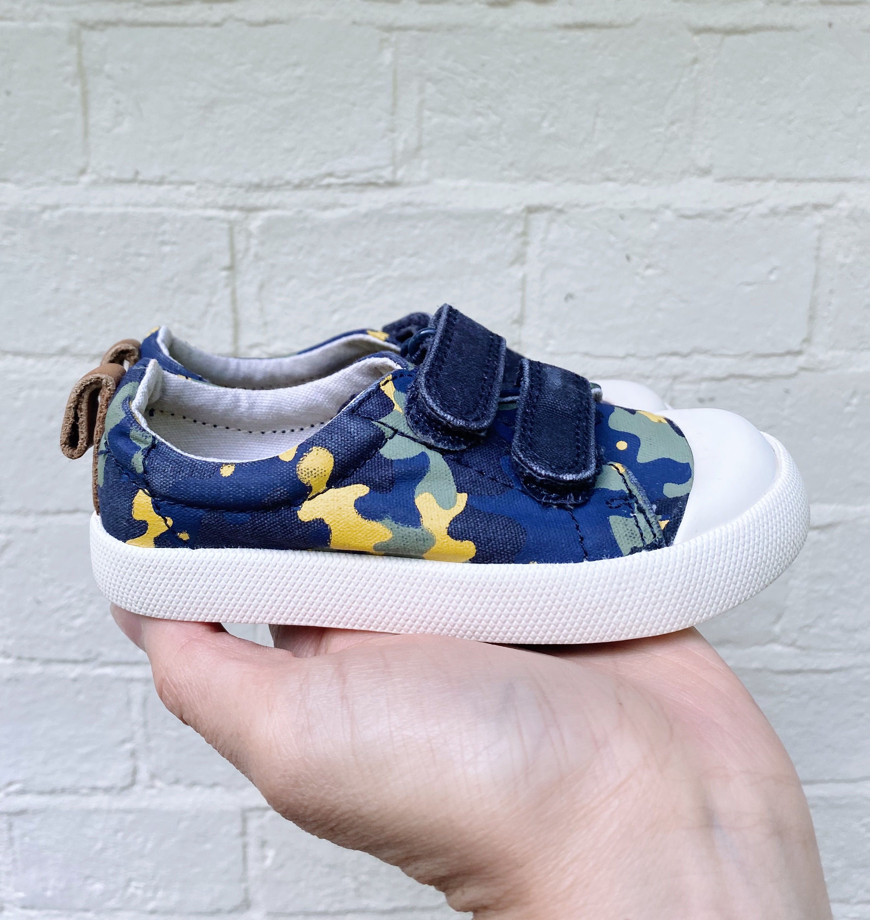 Clarks camo style shoes (UK5.5)